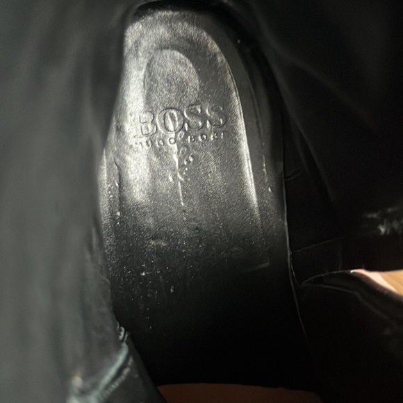 HUGO BOSS Leather boots . - Picture 8 of 10